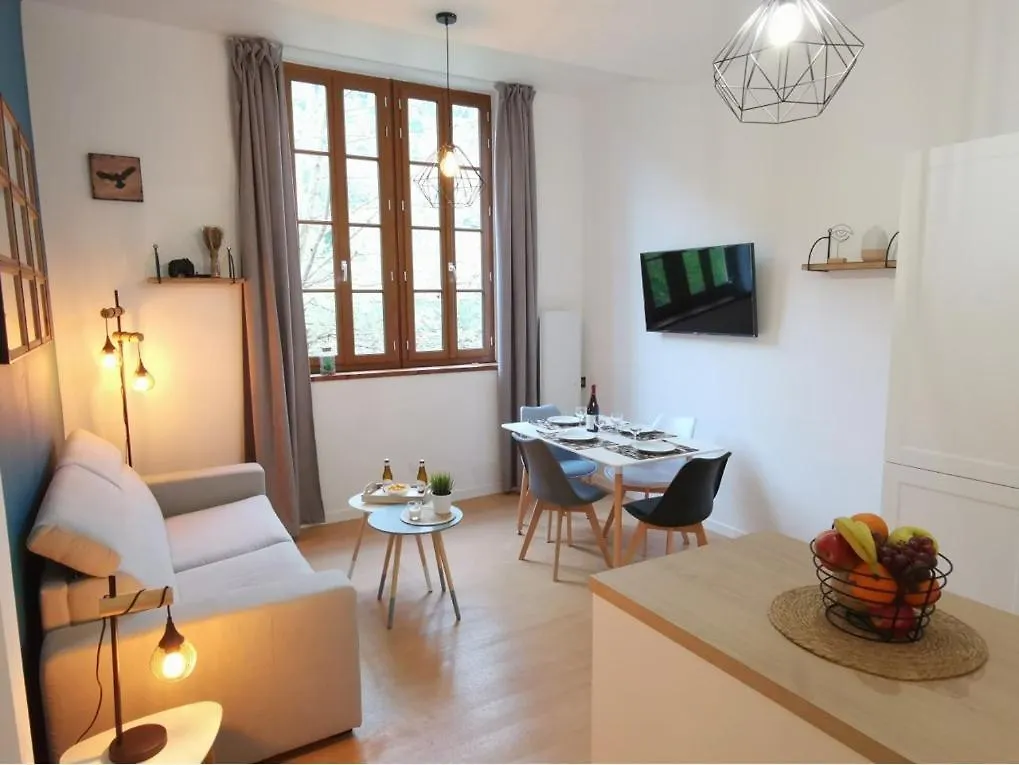 Nouveau ! Magnifique T2 Face Aux Thermes Aulus-les-Bains Lägenhet